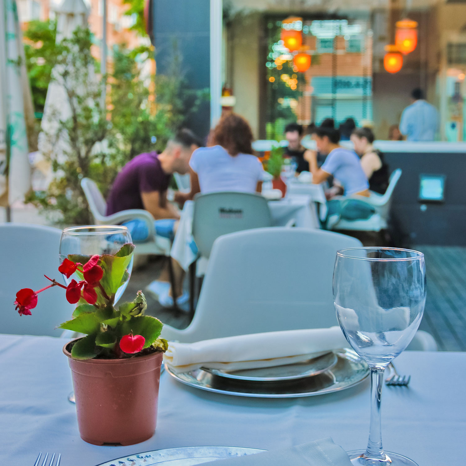 Terraza del restaurante indio Arpit en Las Tablas